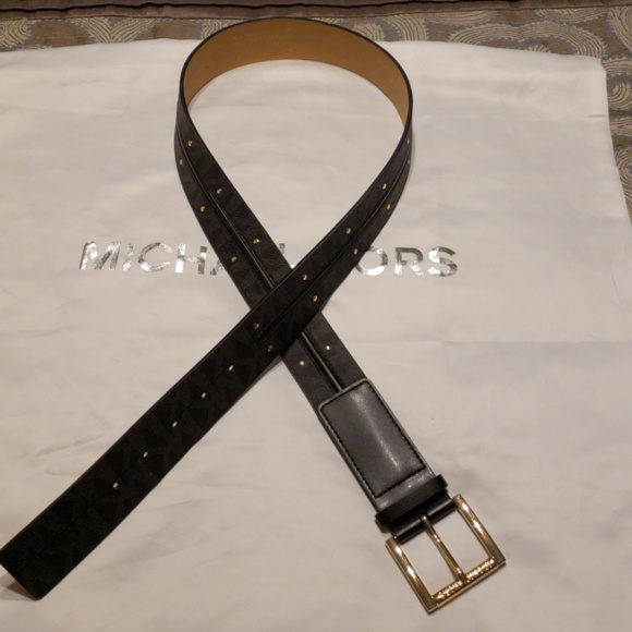 black and gold mk belt